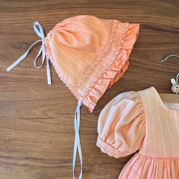Custom Dyed Orange Ombre Dress with Wide Sash & Twisted Trim Bonnet - Picture 2 of 7